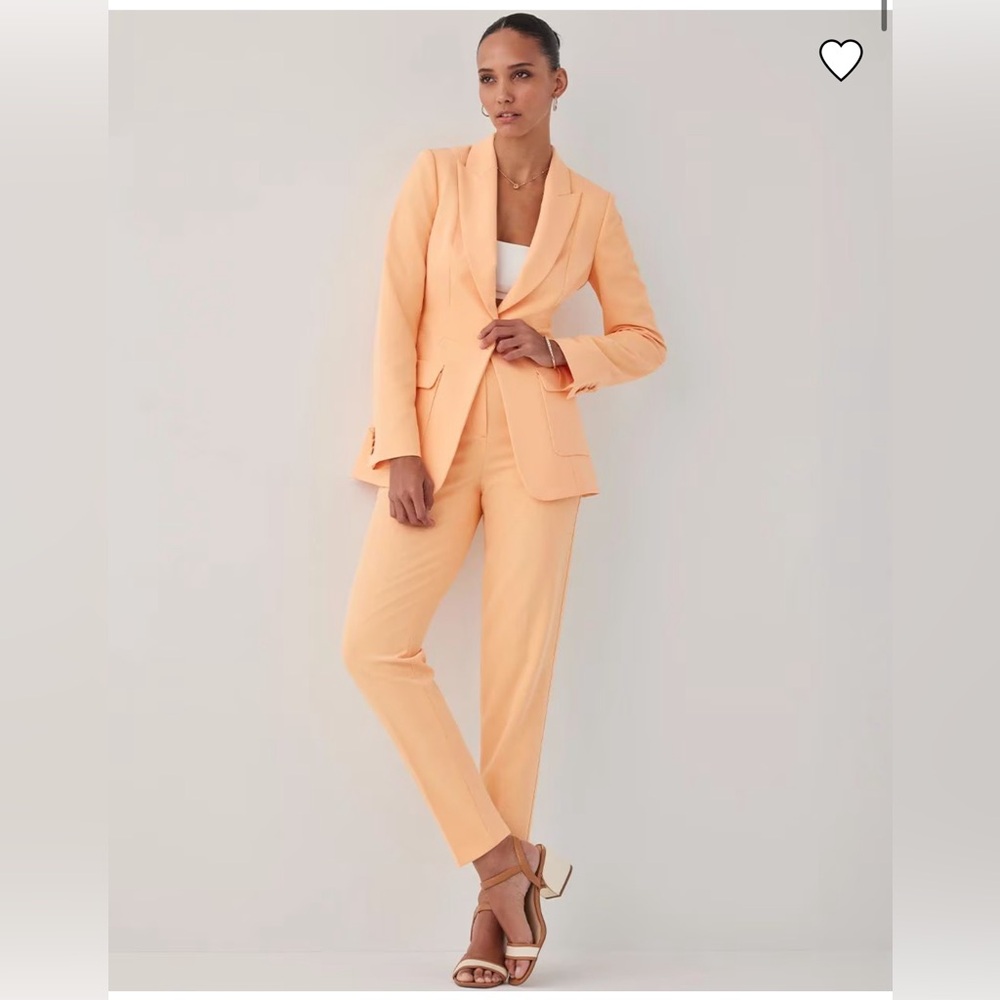 White House Black Market Peach Blazer & Pants Suit Used